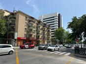 Satılır 2 otaqlı köhnə tikili 60 m², 28 May m., photo 1 from 8