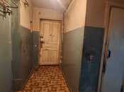 Satılır 2 otaqlı köhnə tikili 50 m², İnşaatçılar m., photo 4 from 8