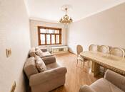 Satılır 3 otaqlı köhnə tikili 85 m², Bakıxanov q., photo 1 from 8