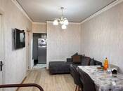 Сдаётся 3-комн. вторичка 60 м², м. Нариман Нариманов, photo 1 from 8