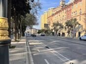 Продаётся 3-комн. вторичка 95 м², м. Низами, photo 3 from 8