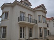 Satılır 7 otaqlı həyət evi/bağ evi 440 m², Sea Breeze q., photo 1 from 8