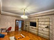 İcarəyə verilir 3 otaqlı yeni tikili 120 m², 28 May m., photo 1 from 8