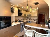 Satılır 4 otaqlı köhnə tikili 120 m², Həzi Aslanov m., photo 1 from 8