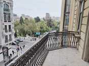 Сдаётся 4-комн. новостройка 180 м², м. Сахил, photo 1 from 8