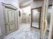 Продаётся 3-комн. новостройка 130 м², м. Гянджлик, photo 1 from 8