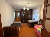 Satılır 2 otaqlı köhnə tikili 31 m², Elmlər Akademiyası m., photo 2 from 8