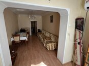 İcarəyə verilir 2 otaqlı köhnə tikili 65 m², Elmlər Akademiyası m., photo 2 from 8