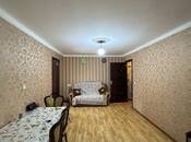 Продаётся 2-комн. вторичка 60 м², м. Иншаатчылар, photo 3 from 8