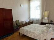 İcarəyə verilir 3 otaqlı köhnə tikili 130 m², Sahil m., photo 4 from 8