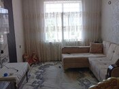 Satılır 2 otaqlı köhnə tikili 55 m², Qaraçuxur q., photo 2 from 8