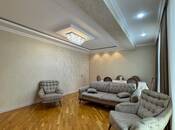 Продается 4-комн. новостройка 150 м², м. Ази Асланов, photo 1 from 8