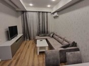 Сдаётся 3-комн. новостройка 120 м², м. Низами, photo 1 from 8