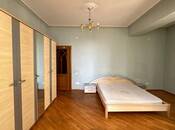 İcarəyə verilir 3 otaqlı yeni tikili 130 m², 28 May m., photo 1 from 8