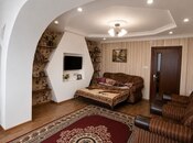 Satılır 2 otaqlı köhnə tikili 44 m², Gənclik m., photo 1 from 6