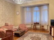 Satılır 3 otaqlı köhnə tikili 110 m², İçəri Şəhər m., photo 1 from 8