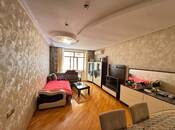 Продаётся 3-комн. новостройка 130 м², м. Иншаатчылар, photo 1 from 8