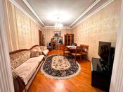 Satılır 3 otaqlı köhnə tikili 110 m², Şah İsmayıl Xətai m., photo 2 from 8