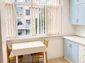 Продаётся 3-комн. вторичка 75 м², м. Элмляр Академиясы, photo 4 from 8