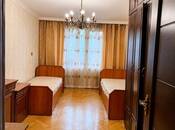 Продаётся 3-комн. вторичка 75 м², м. Элмляр Академиясы, photo 6 from 8