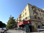 Продаётся 5-комн. вторичка 210 м², м. Элмляр Академиясы, photo 2 from 8