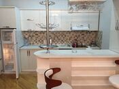 Сдаётся 2-комн. новостройка 76 м², м. Ичеришехер, photo 1 from 8