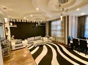 Сдаётся 3-комн. новостройка 130 м², м. Иншаатчылар, photo 2 from 8