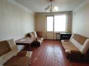Продаётся 2-комн. вторичка 60 м², м. Кара Караев, photo 1 from 8