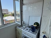 Satılır 2 otaqlı köhnə tikili 50 m², 8-ci mikrorayon q., photo 6 from 8