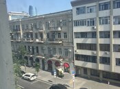 İcarəyə verilir 3 otaqlı köhnə tikili 90 m², Sahil m., photo 2 from 8