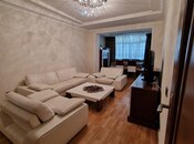 Продаётся 3-комн. вторичка 82 м², м. Иншаатчылар, photo 7 from 8