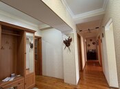 Satılır 4 otaqlı köhnə tikili 100 m², Bakıxanov q., photo 1 from 8