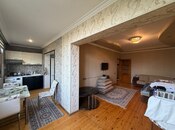 Satılır 2 otaqlı köhnə tikili 65 m², Xalqlar Dostluğu m., photo 3 from 8