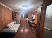 Satılır 3 otaqlı köhnə tikili 75 m², İnşaatçılar m., photo 2 from 8
