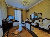Satılır 3 otaqlı köhnə tikili 90 m², Nizami m., photo 1 from 8