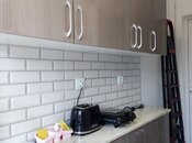 Продаётся 1-комн. вторичка 25 м², м. Элмляр Академиясы, photo 4 from 8