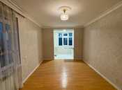 Продаётся 2-комн. вторичка 35 м², м. Иншаатчылар, photo 1 from 8