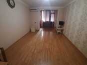Продаётся 2-комн. вторичка 45 м², м. Элмляр Академиясы, photo 1 from 8