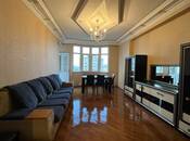Сдаётся 2-комн. новостройка 80 м², м. 20 января, photo 1 from 8