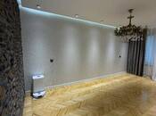 Satılır 3 otaqlı köhnə tikili 80 m², İnşaatçılar m., photo 2 from 8