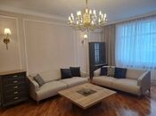 Сдаётся 2-комн. новостройка 95 м², м. Низами, photo 1 from 8