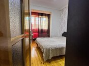 Продаётся 3-комн. вторичка 70 м², м. Ази Асланов, photo 4 from 8