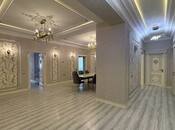 Продаётся 4-комн. новостройка 221 м², м. Низами, photo 2 from 8