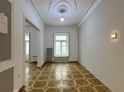 Satılır 4 otaqlı köhnə tikili 120 m², Sahil m., photo 3 from 8