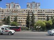 Satılır 4 otaqlı köhnə tikili 120 m², Qara Qarayev m., photo 4 from 8