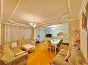 Satılır 5 otaqlı köhnə tikili 120 m², Qara Qarayev m., photo 1 from 8