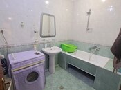 Satılır 3 otaqlı köhnə tikili 130 m², Qara Qarayev m., photo 6 from 8