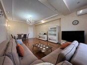 Сдаётся 4-комн. новостройка 180 м², м. 28 мая, photo 1 from 8