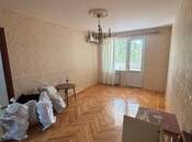 Satılır 3 otaqlı köhnə tikili 63 m², Qara Qarayev m., photo 4 from 8
