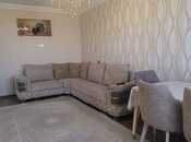 Satılır 3 otaqlı köhnə tikili 81 m², M.Ə.Rəsulzadə q., photo 2 from 8